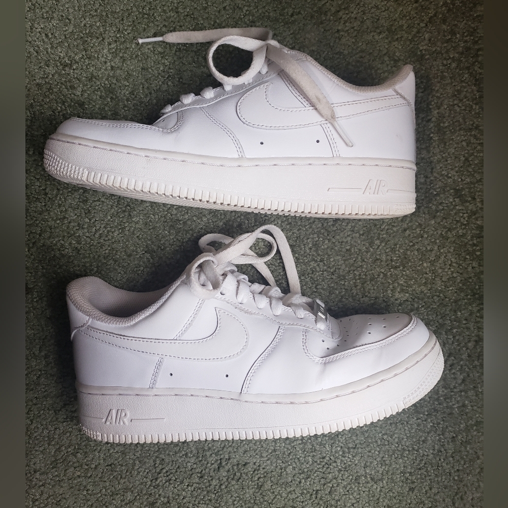 Size 8- Womens Nike Air Force 1 Low White 2018 DD8959-100 W
